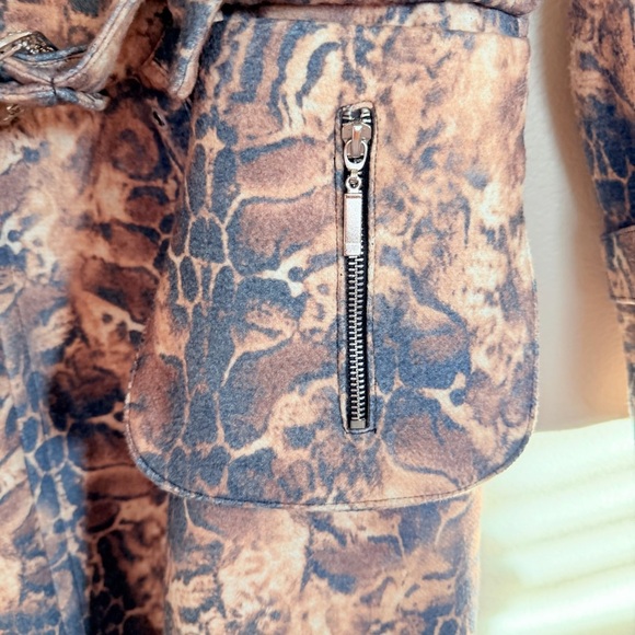 TAYION Luxury Fabric Women’s Coat - Picture 6 of 10